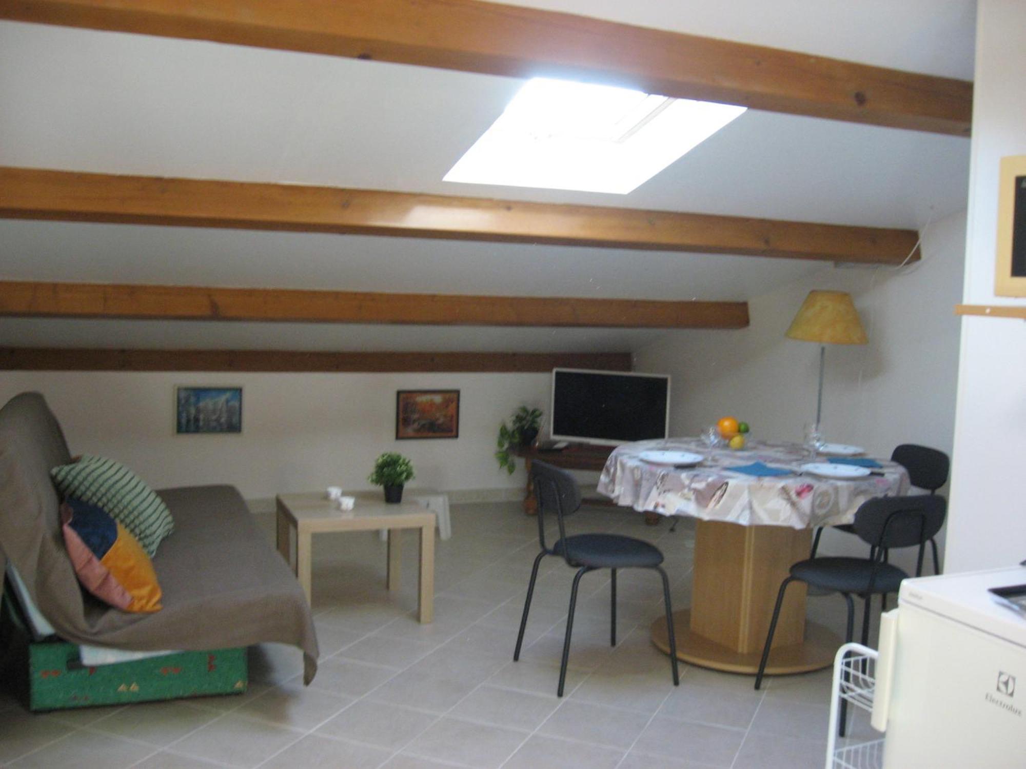 拉隆德莱丝莫里斯T 2 Avec Velux Sous Les Combes De 34 M2公寓 外观 照片